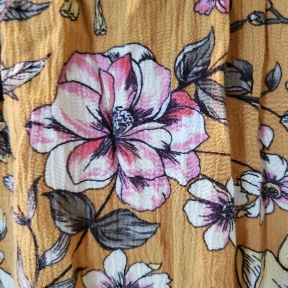 TORRID OFF THE SHOULDER TOP - Picture 8 of 11